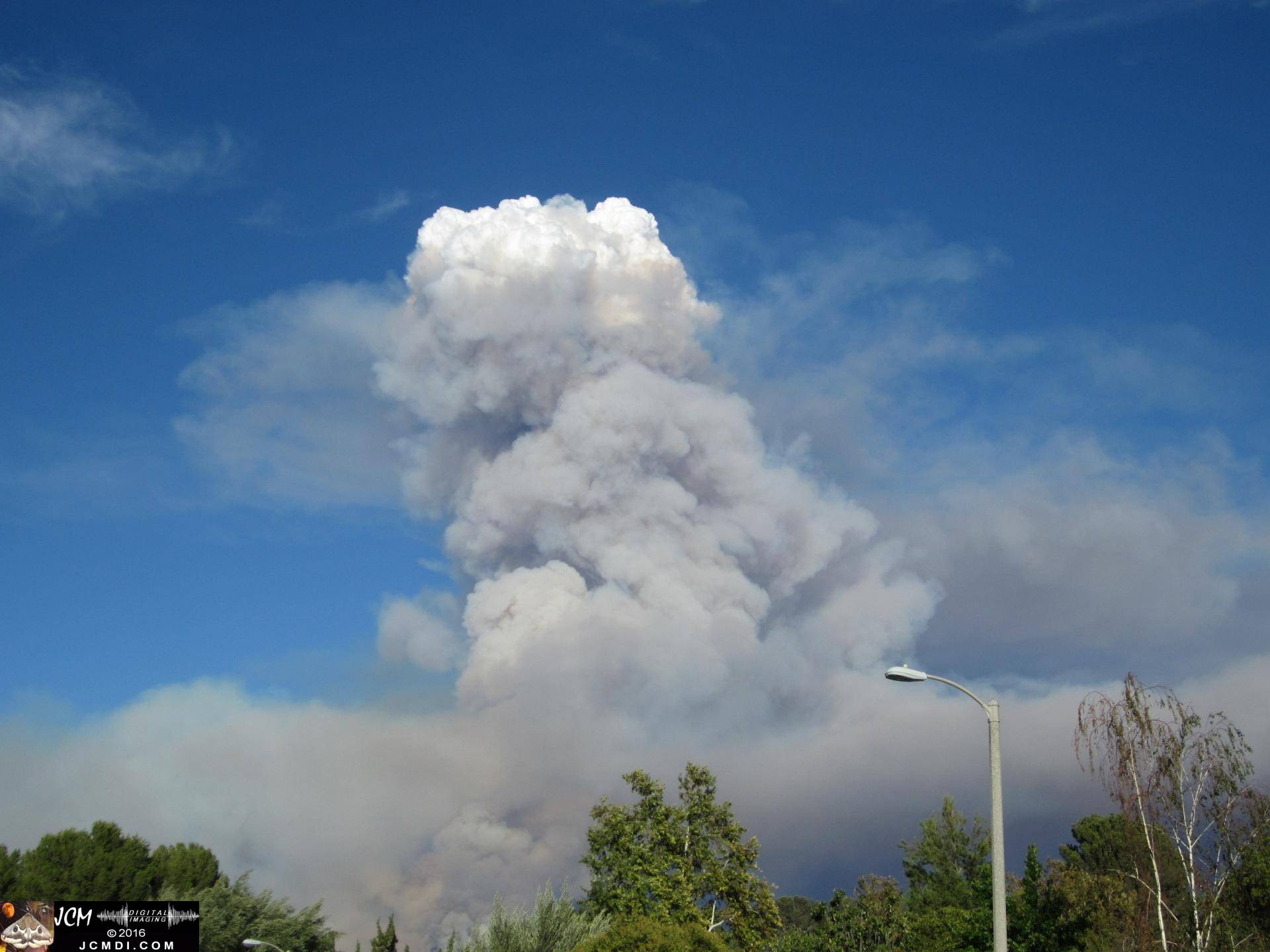 Sand Fire pyro-cumulus cloud and smoke plume JCMDI.COM